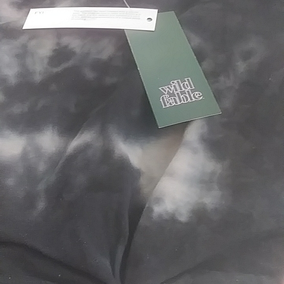 Wild Fable Women's Tie-Dye Crop Top Front Knot, Charcoal Black, Large - Picture 3 of 4